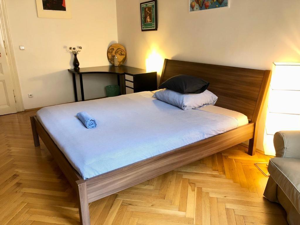 Chez Jitka Et Gautier - A Great Alternative To A Hotel Prag Eksteriør billede